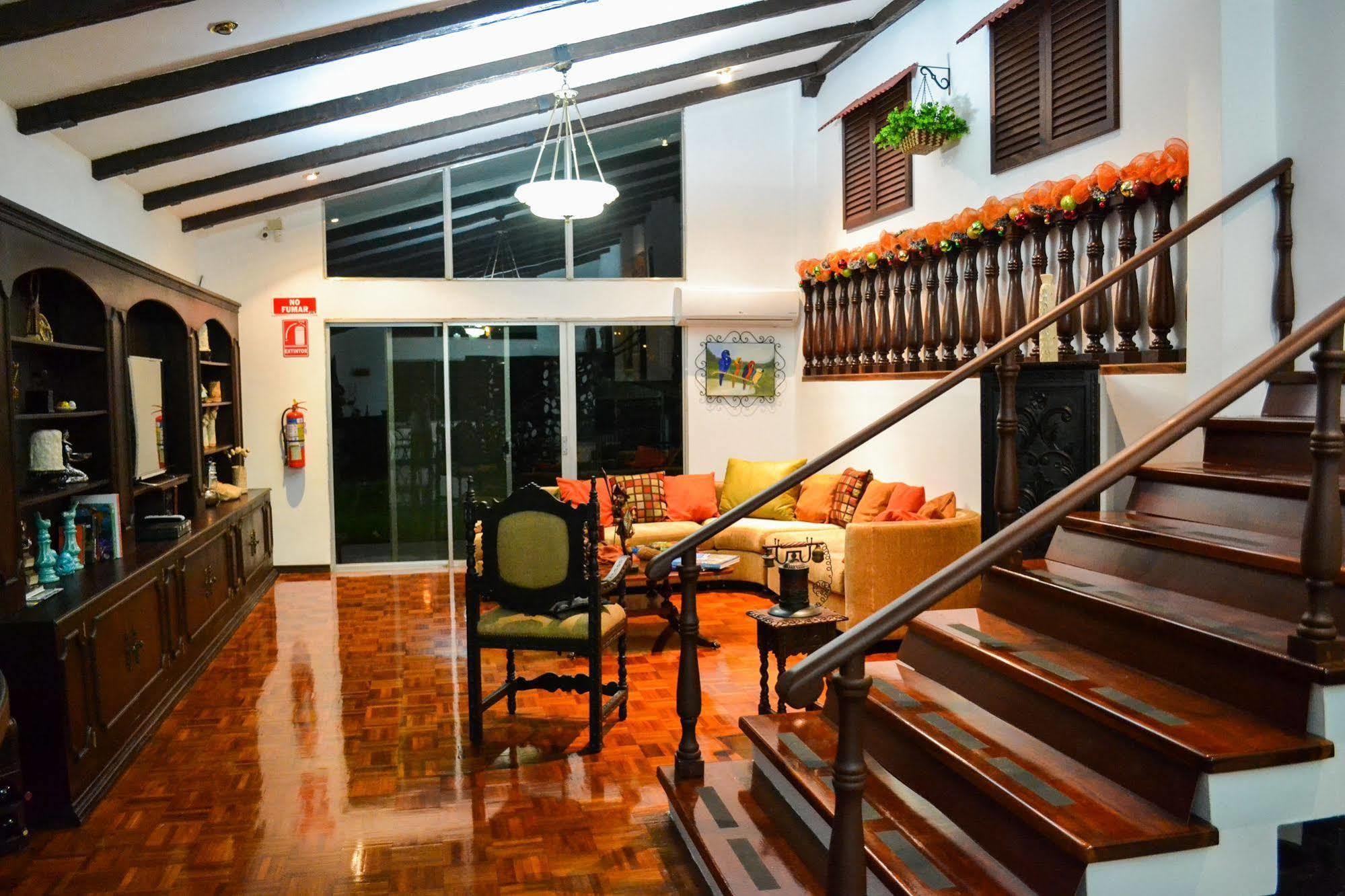 Hotel Boutique El Escalon グアヤキル エクステリア 写真