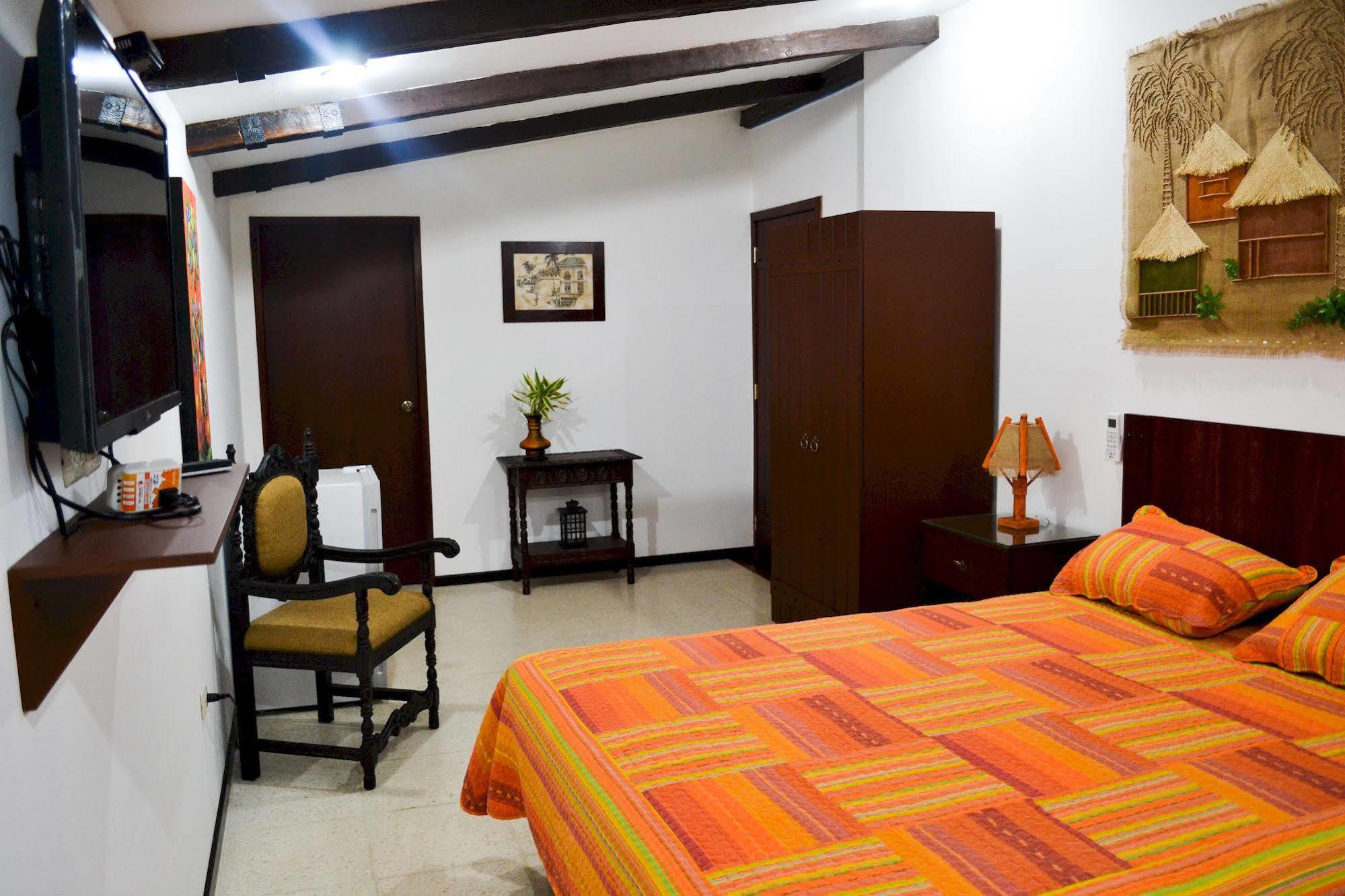 Hotel Boutique El Escalon グアヤキル エクステリア 写真